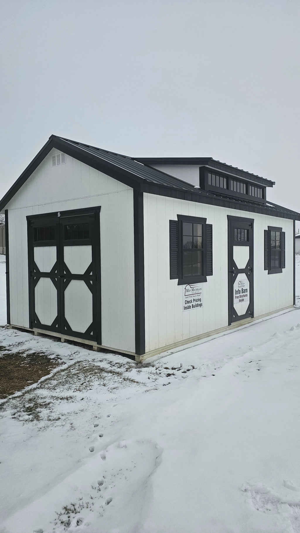 Painted County Nook 12x20